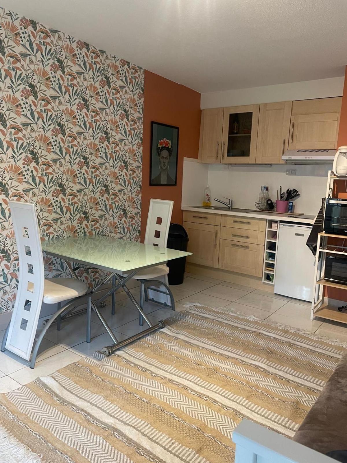 Appartement Le Val Fleuri à Sète Extérieur photo
